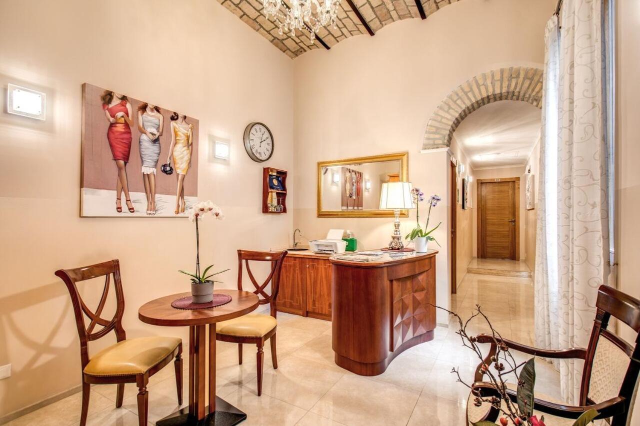 La Residenza Suites Roma Exterior foto